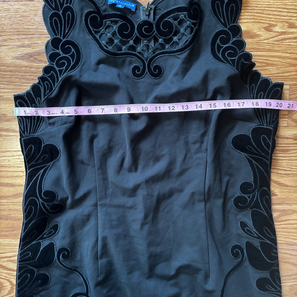 RSVP by Talbots Black Scalloped Cutout Dress Sz 16 Velvet Sleeveless Cocktail - Picture 12 of 13